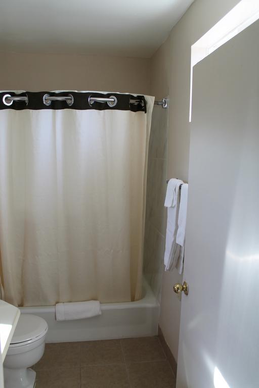 American Motor Inn - Rock Island Quarto foto